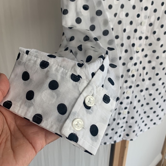 Van Heusen, Size Large, Polka dots 100% cotton shirt - Picture 7 of 13